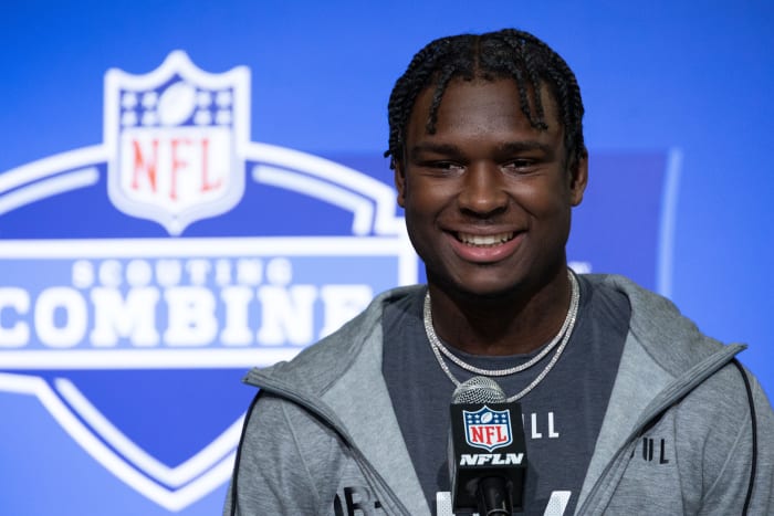 Alabama defensive back Jordan Battle (DB40) speaks to the press at the NFL Combine at Lucas Oil Stadium.